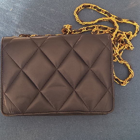 Vintage Chanel - Picture 2 of 4